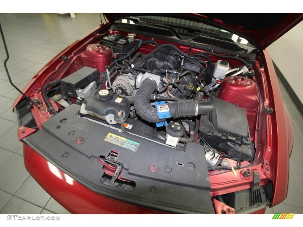 2007 Ford Mustang V6 Deluxe Coupe Engine Photos
