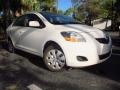 Polar White - Yaris Sedan Photo No. 4