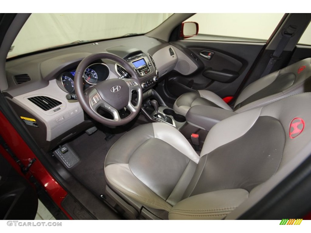 Taupe Interior 2010 Hyundai Tucson Limited Photo #77424711