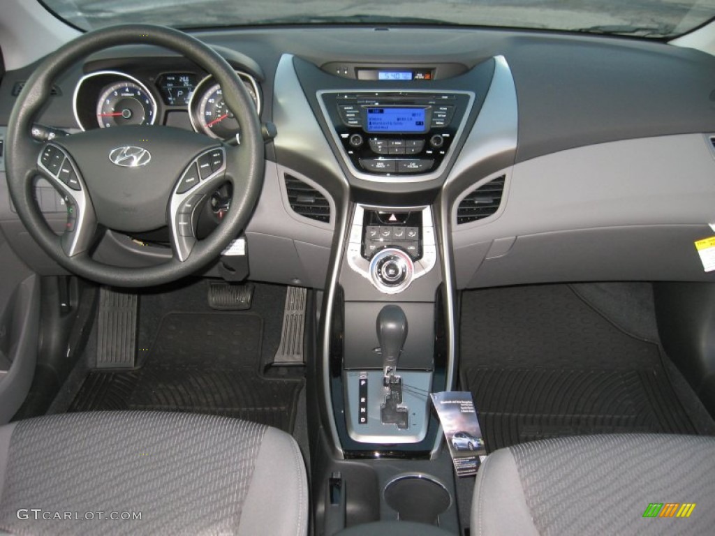 2013 Elantra Coupe GS - Silver / Gray photo #23