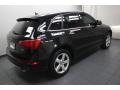 Brilliant Black - Q5 3.2 Premium quattro Photo No. 11