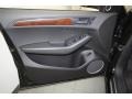 Brilliant Black - Q5 3.2 Premium quattro Photo No. 15