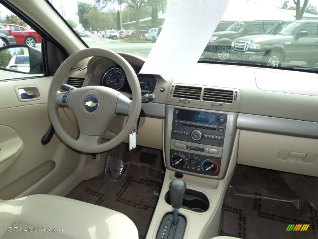 2007 Cobalt LS Sedan - Sandstone Metallic / Neutral Beige photo #11