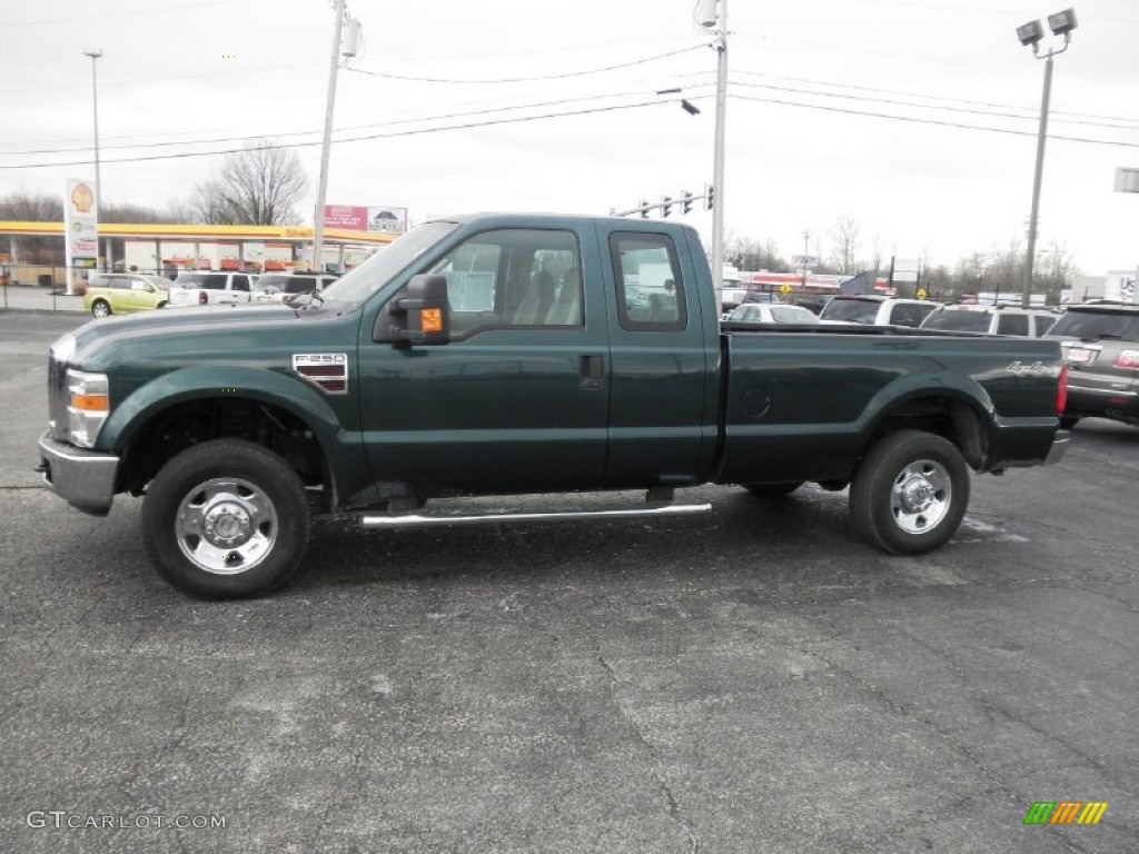 2008 F250 Super Duty XLT SuperCab 4x4 - Forest Green Metallic / Medium Stone photo #4