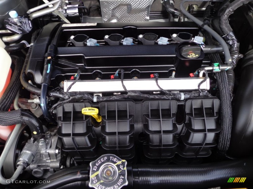 2011 Dodge Caliber Mainstreet 2.0 Liter DOHC 16-Valve VVT 4 Cylinder Engine Photo #77429151