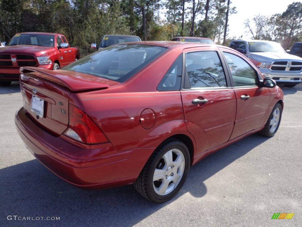 2003 Focus ZTS Sedan - Sangria Red Metallic / Medium Graphite photo #8