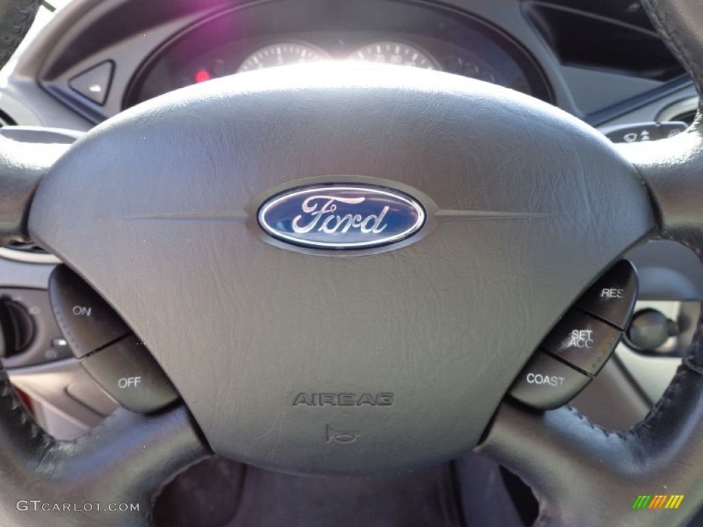 2003 Ford Focus ZTS Sedan Controls Photos