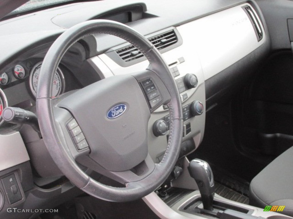 2008 Ford Focus SES Sedan Charcoal Black Steering Wheel Photo #77430662