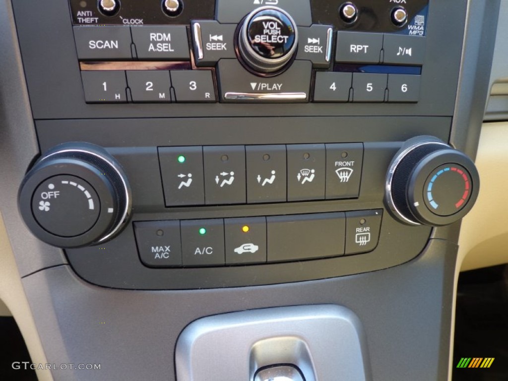 2011 Honda CR-V SE Controls Photo #77430924