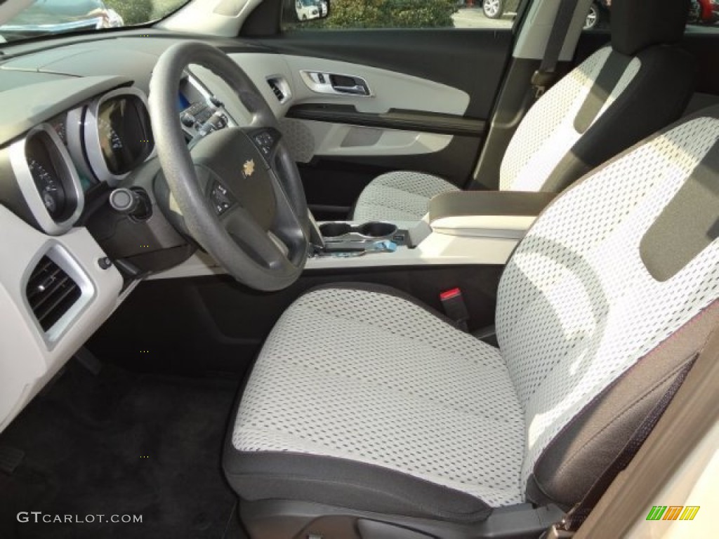 2011 Equinox LS - Gold Mist Metallic / Light Titanium/Jet Black photo #4