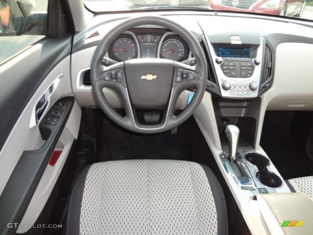 2011 Equinox LS - Gold Mist Metallic / Light Titanium/Jet Black photo #6