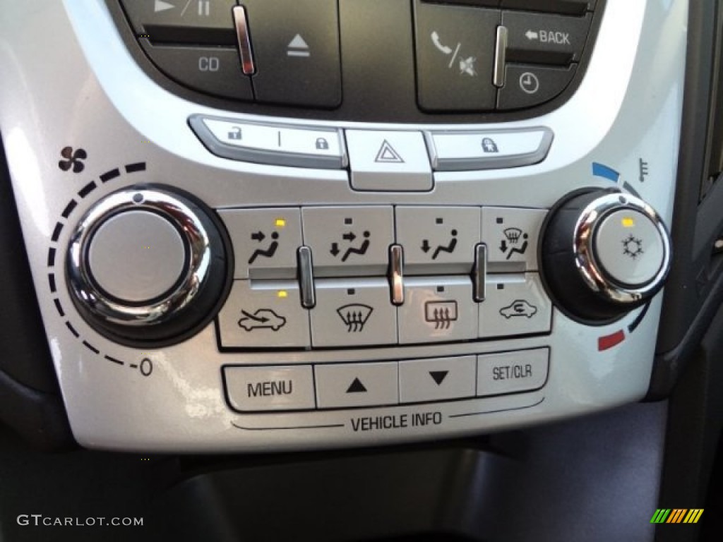 2011 Equinox LS - Gold Mist Metallic / Light Titanium/Jet Black photo #20