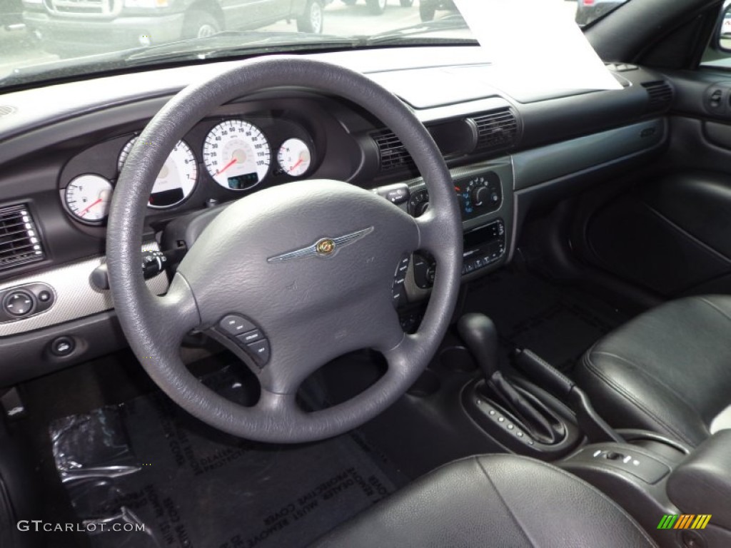 2005 Chrysler Sebring GTC Convertible Dashboard Photos
