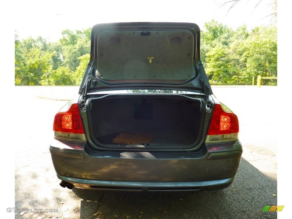 2007 Volvo S60 R AWD Trunk Photo #77433055