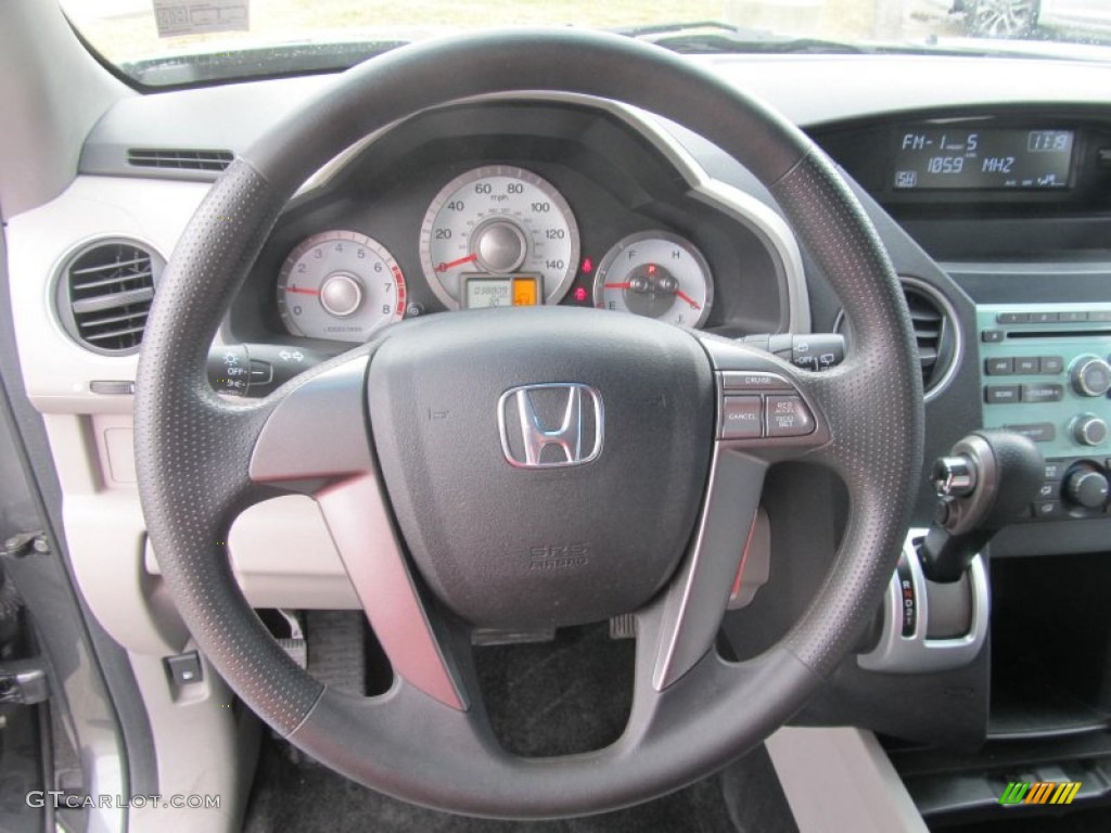 2010 Honda Pilot LX 4WD Steering Wheel Photos