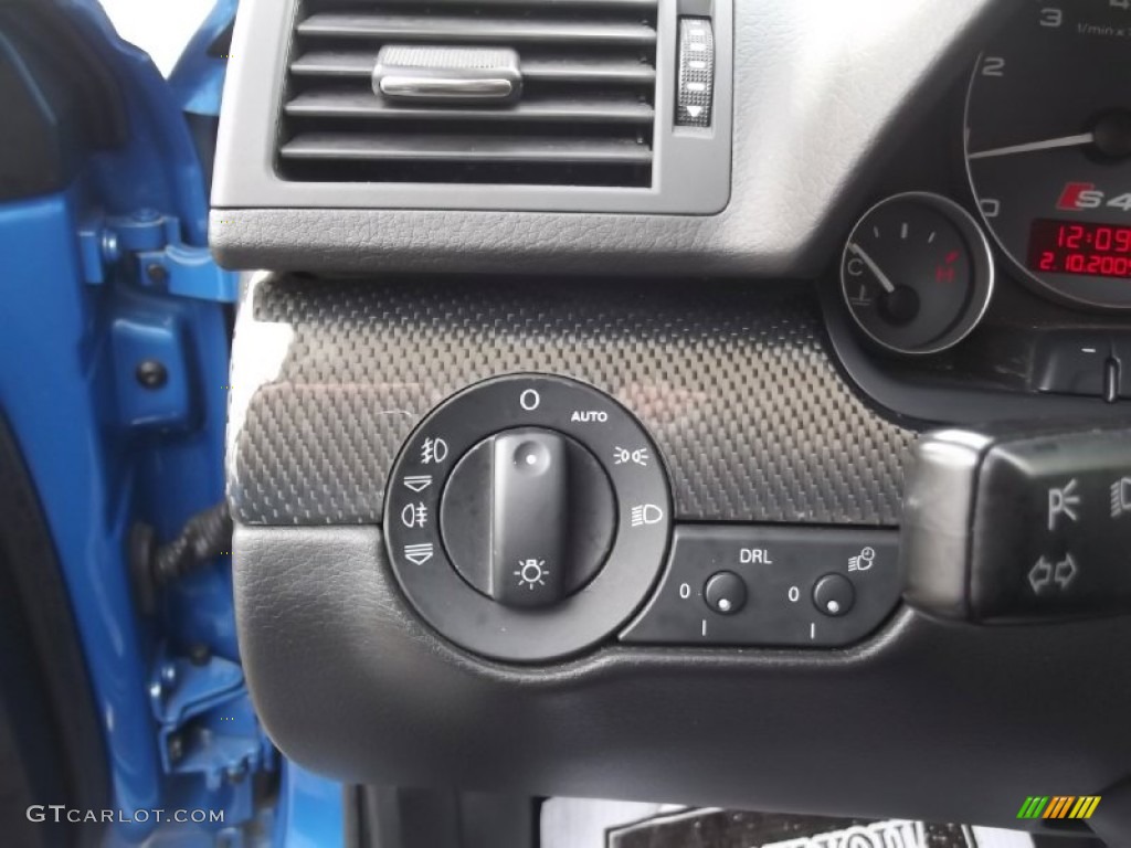 2006 Audi S4 4.2 quattro Sedan Controls Photo #77435625