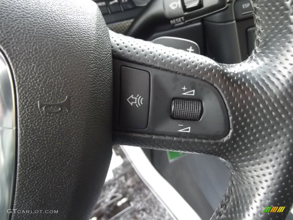 2006 Audi S4 4.2 quattro Sedan Controls Photo #77435733