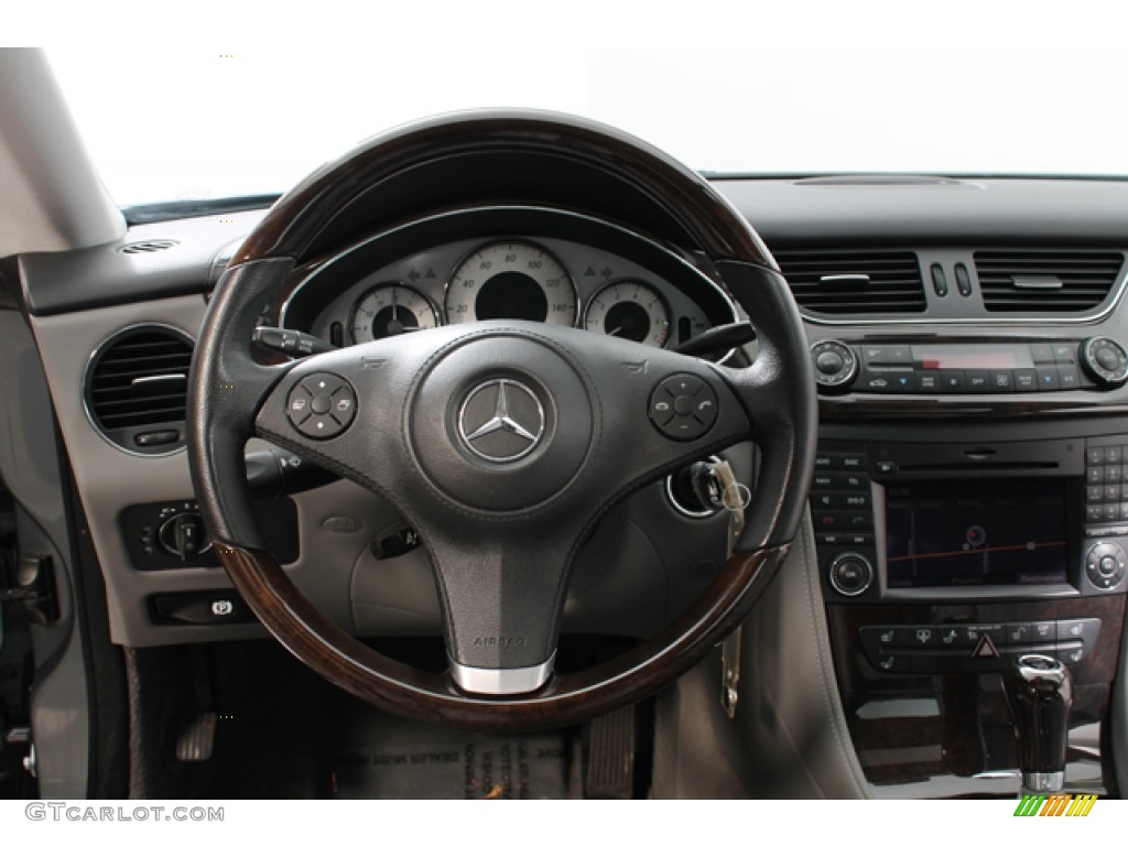 2009 Mercedes-Benz CLS 550 Steering Wheel Photos