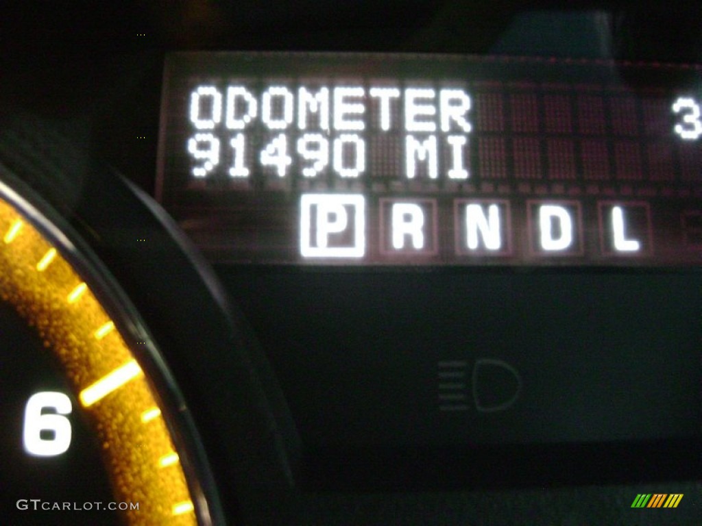 2009 Outlook XE - Garnet Red / Black photo #14