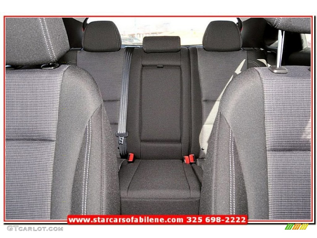 2013 Elantra GT - Volcanic Red / Black photo #21