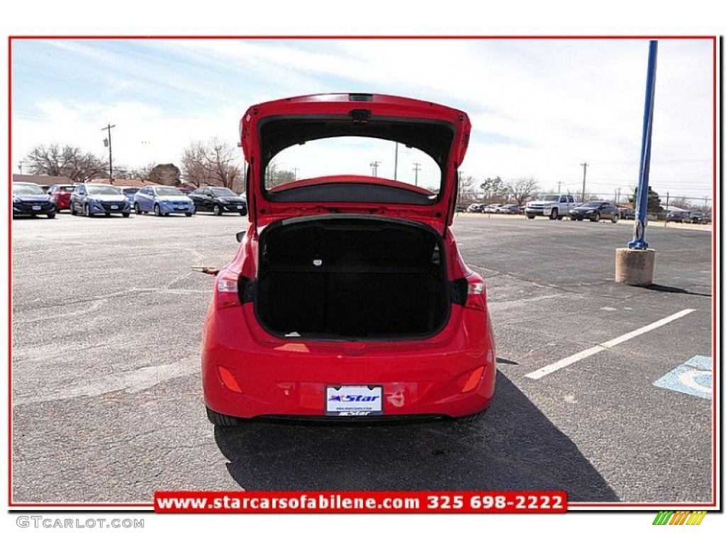 2013 Elantra GT - Volcanic Red / Black photo #24