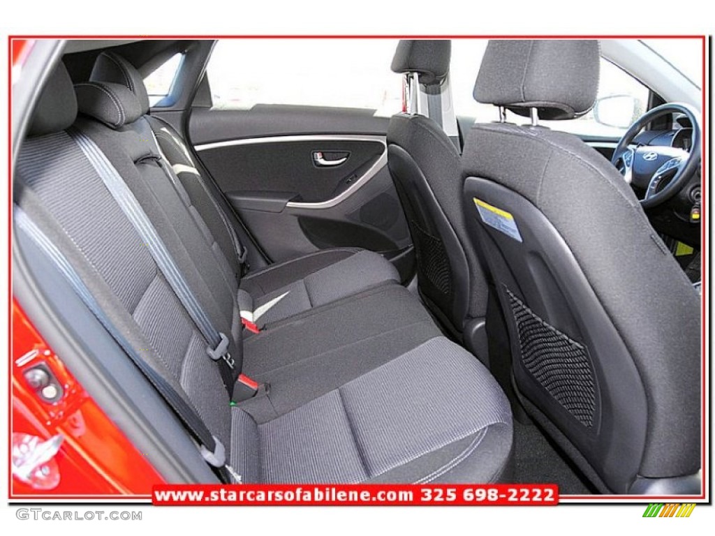 2013 Elantra GT - Volcanic Red / Black photo #25