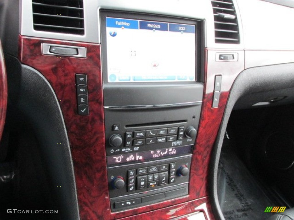 2011 Cadillac Escalade Luxury AWD Controls Photo #77439661