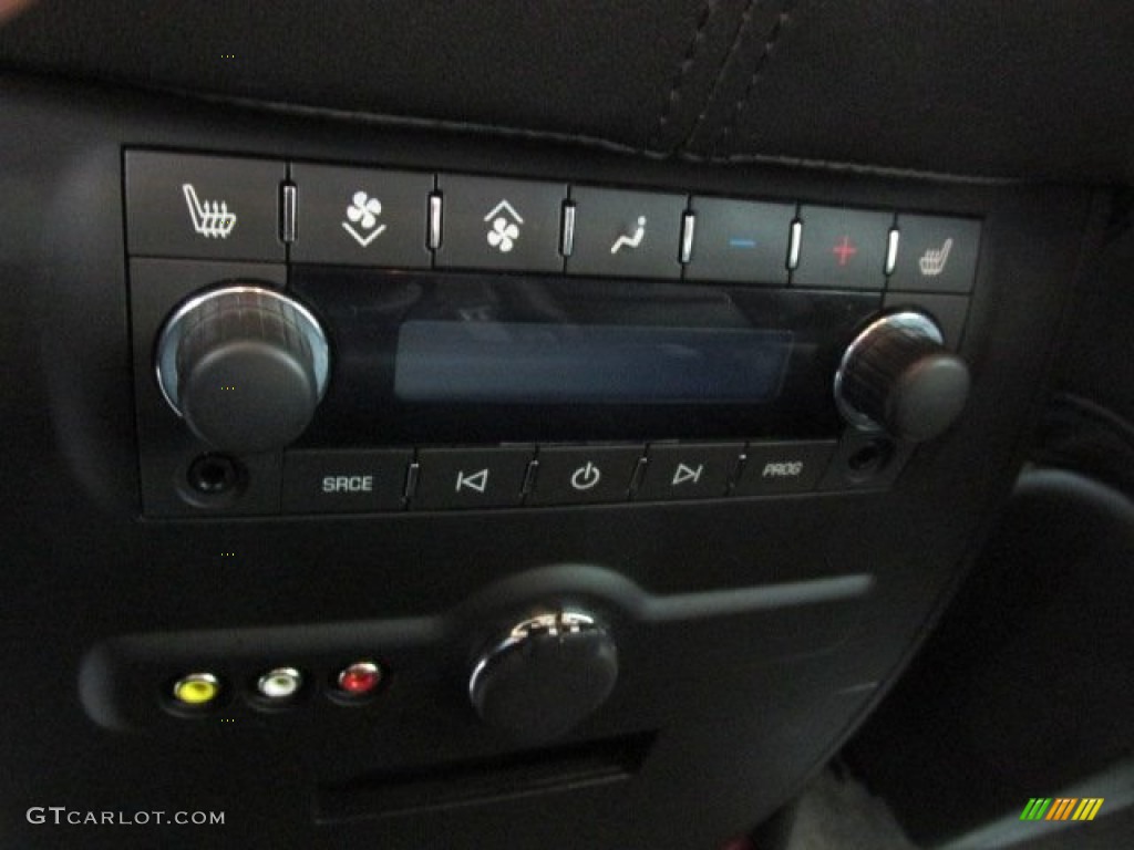 2011 Cadillac Escalade Luxury AWD Controls Photos