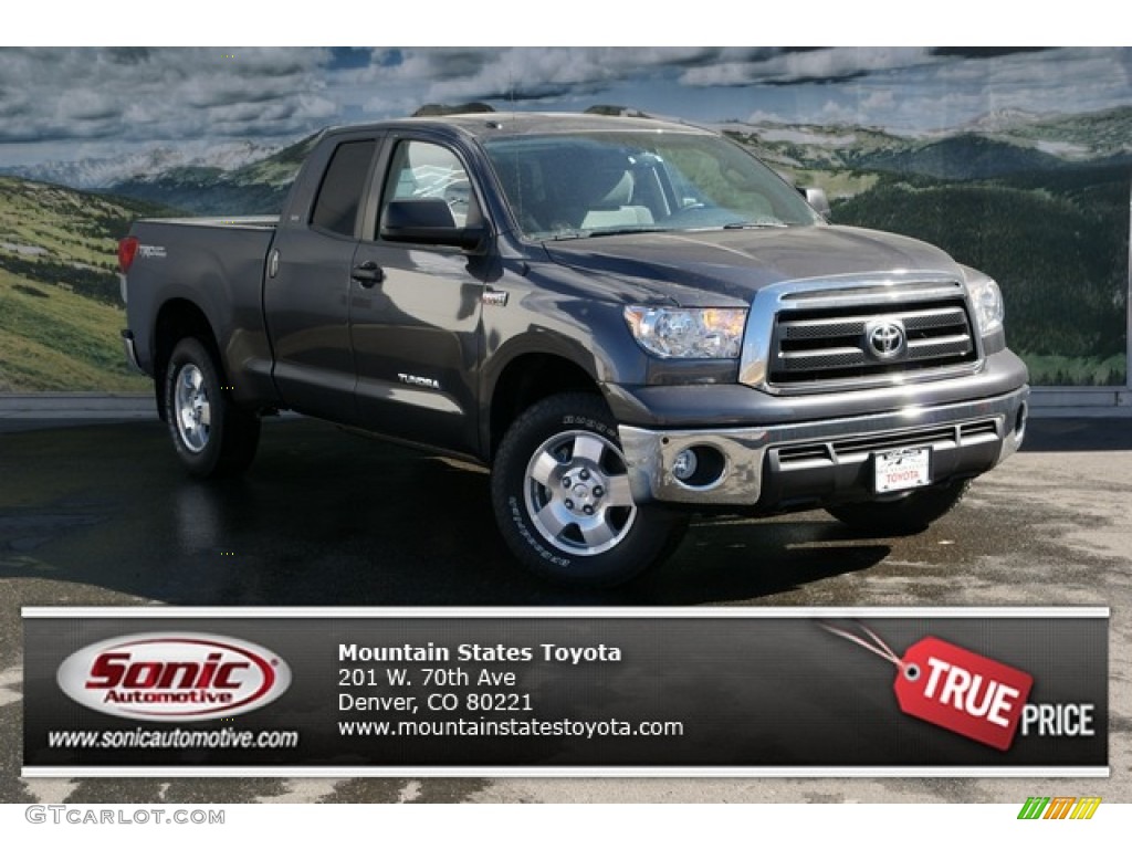 2013 Tundra Double Cab 4x4 - Magnetic Gray Metallic / Graphite photo #1