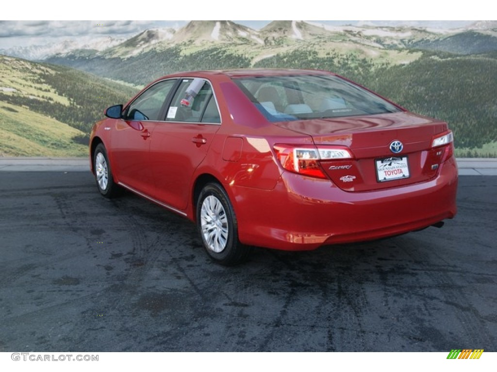 2013 Camry Hybrid LE - Barcelona Red Metallic / Ivory photo #2