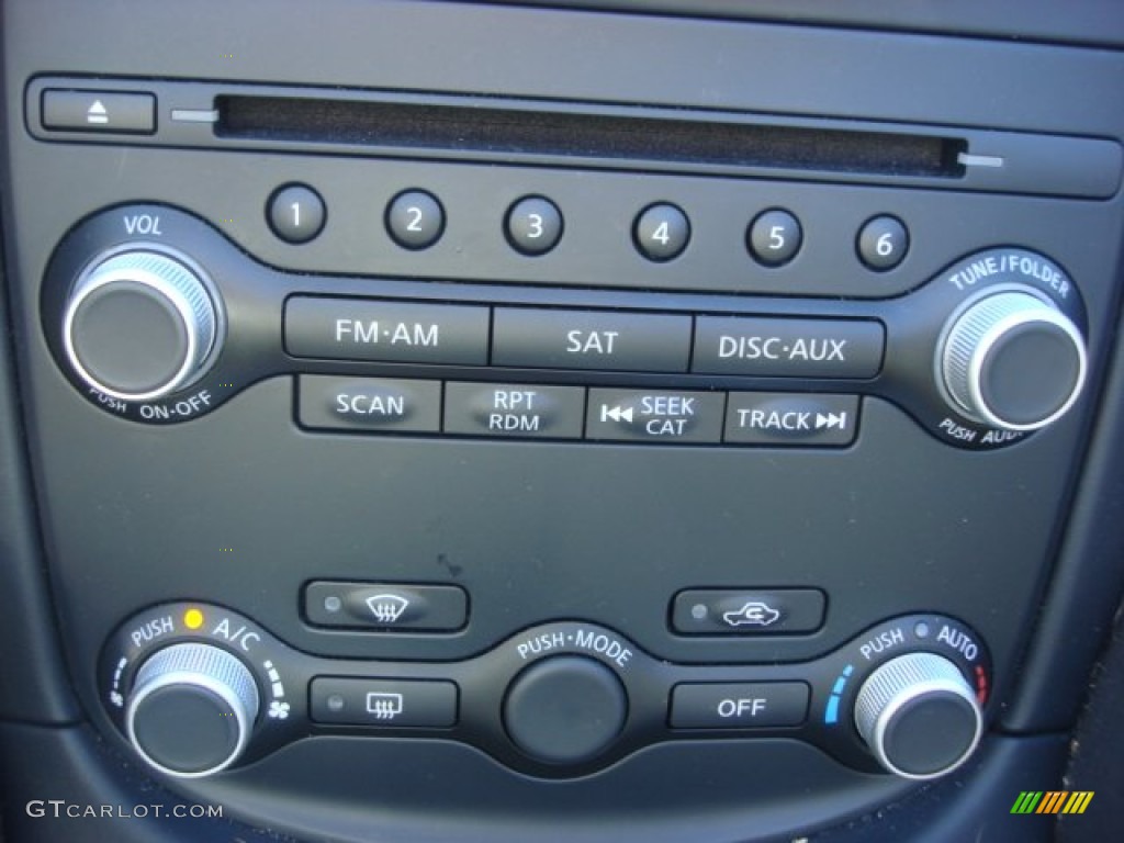 2011 Nissan 370Z Sport Touring Coupe Controls Photo #77443005