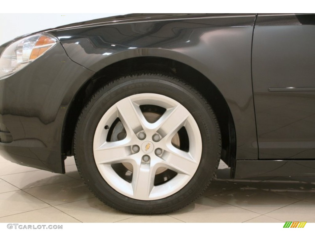 2010 Chevrolet Malibu LS Sedan Wheel Photo #77443209
