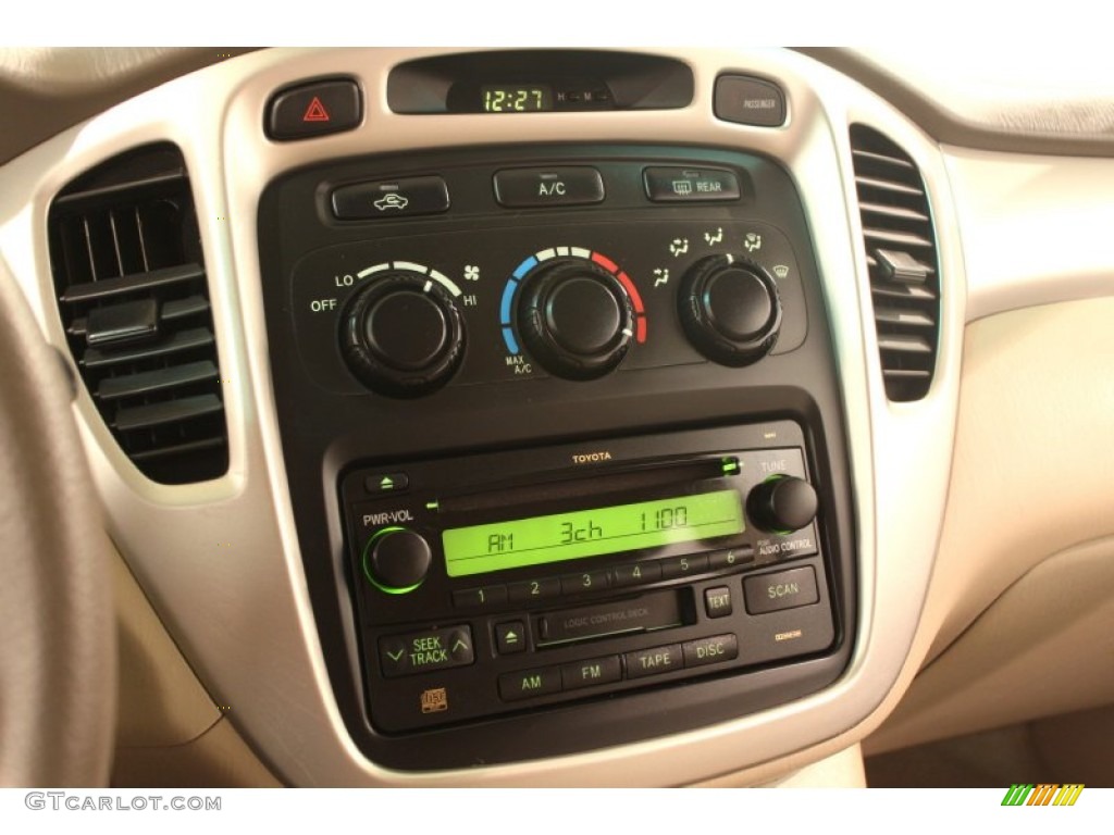 2007 Toyota Highlander 4WD Controls Photos