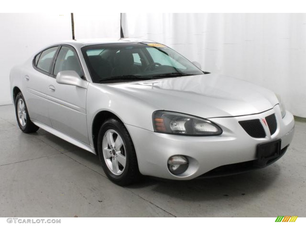 2005 Pontiac Grand Prix Sedan Exterior Photos