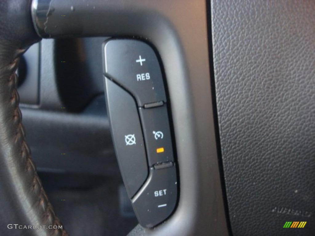 2008 Chevrolet Tahoe LTZ 4x4 Controls Photo #77445323