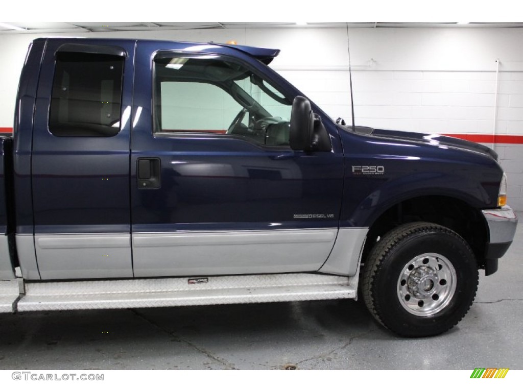 2003 F250 Super Duty XLT SuperCab 4x4 - True Blue Metallic / Dark Flint Grey photo #19