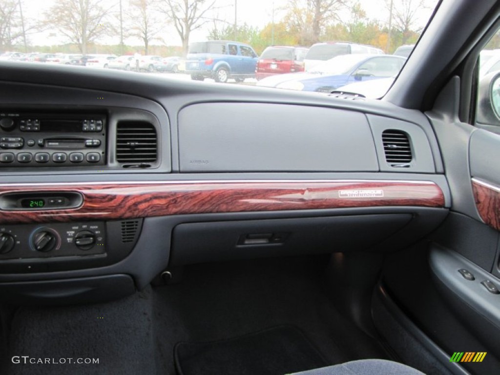 2001 Grand Marquis GS - Light Blue Metallic / Light Graphite photo #11