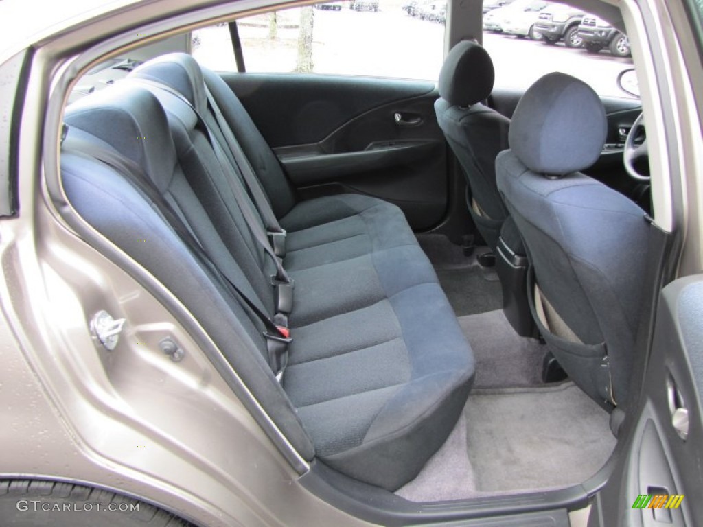 2003 Nissan Altima 2.5 S Rear Seat Photo #77448353