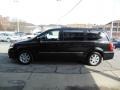 2012 Brilliant Black Crystal Pearl Chrysler Town & Country Touring  photo #5