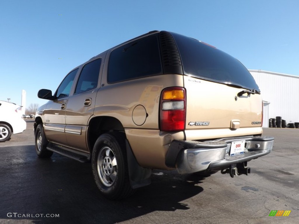 2001 Tahoe LT 4x4 - Sunset Gold Metallic / Tan/Neutral photo #6