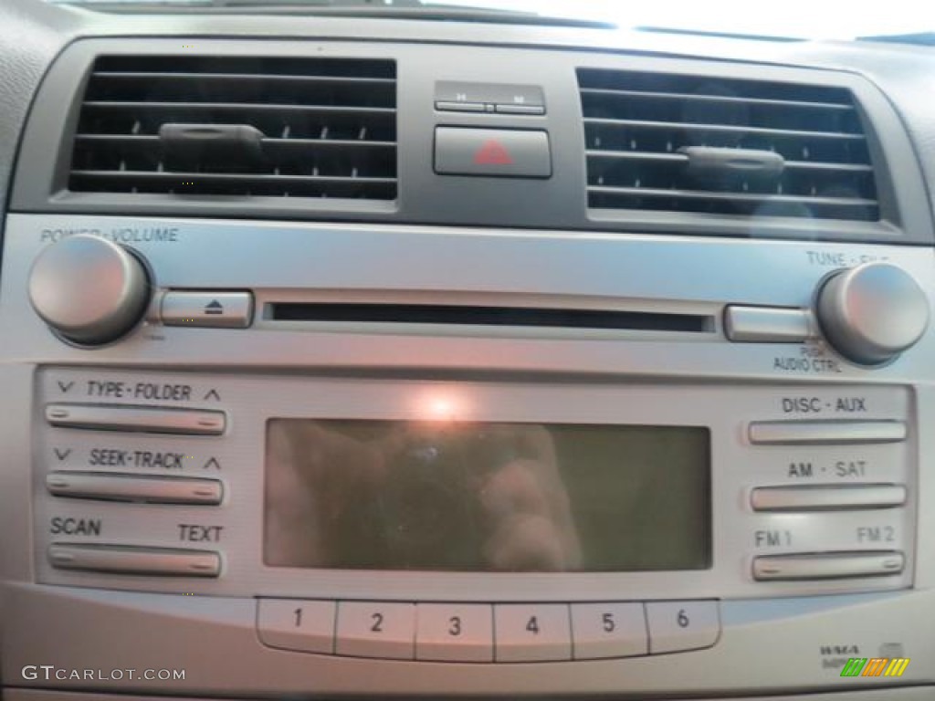 2010 Toyota Camry LE Audio System Photo #77452054
