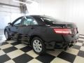Black - Camry LE Photo No. 30