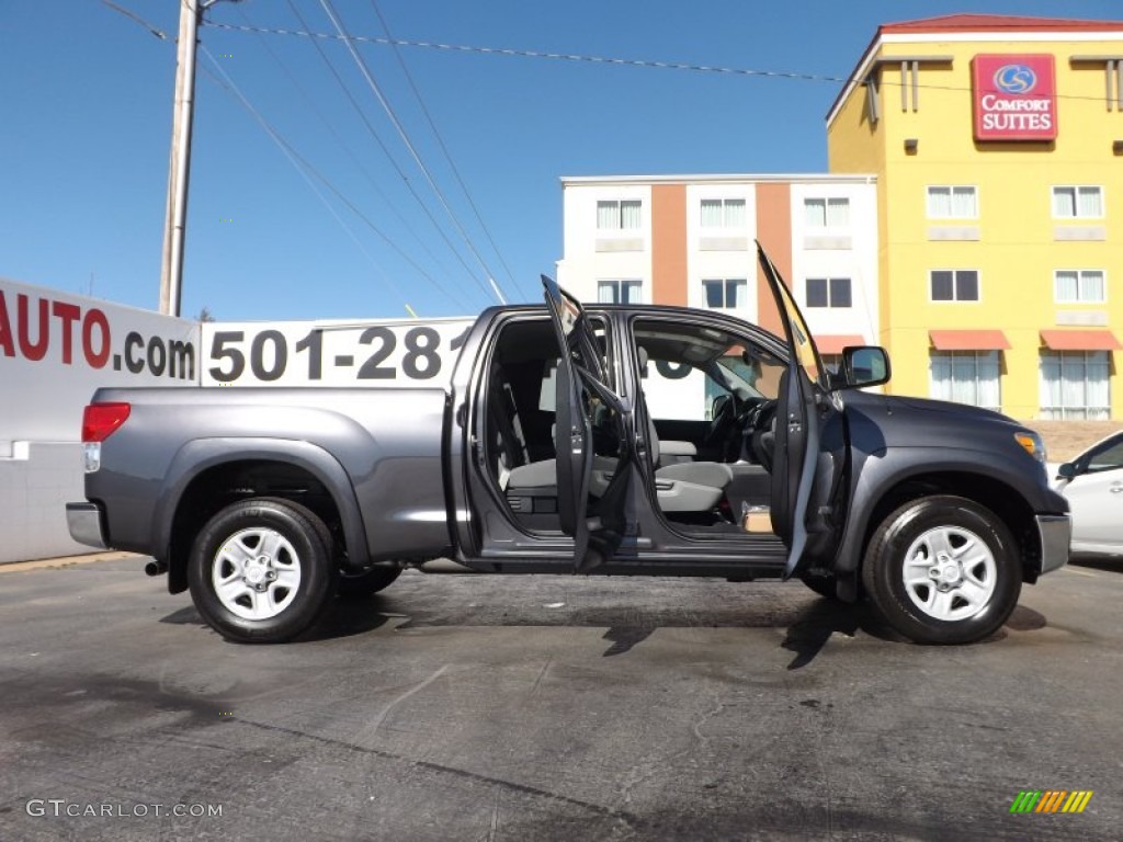 2013 Tundra Double Cab - Magnetic Gray Metallic / Graphite photo #11