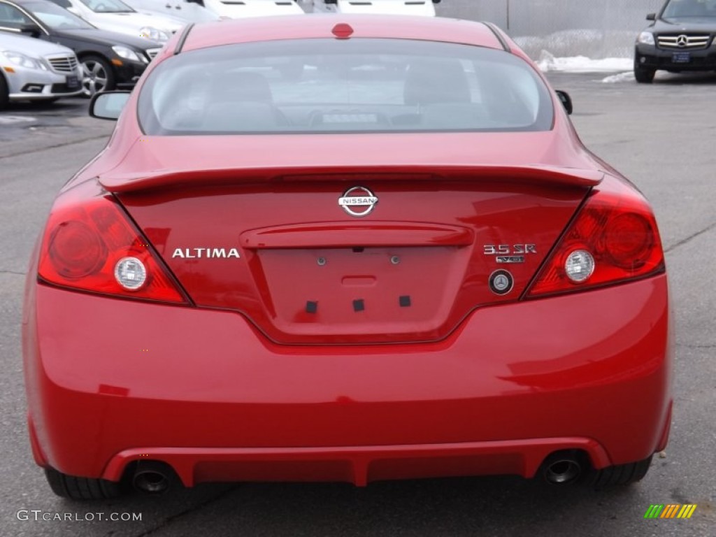 2010 Altima 3.5 SR Coupe - Red Alert / Charcoal photo #4