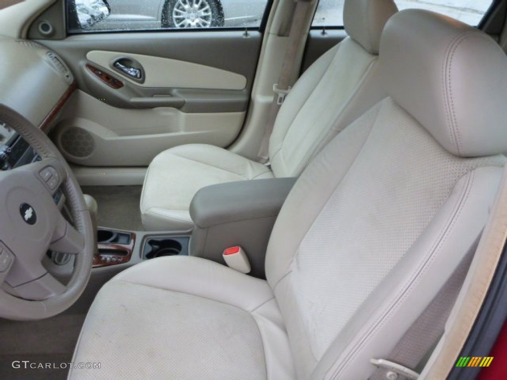 2004 Chevrolet Malibu Maxx LT Wagon Front Seat Photos