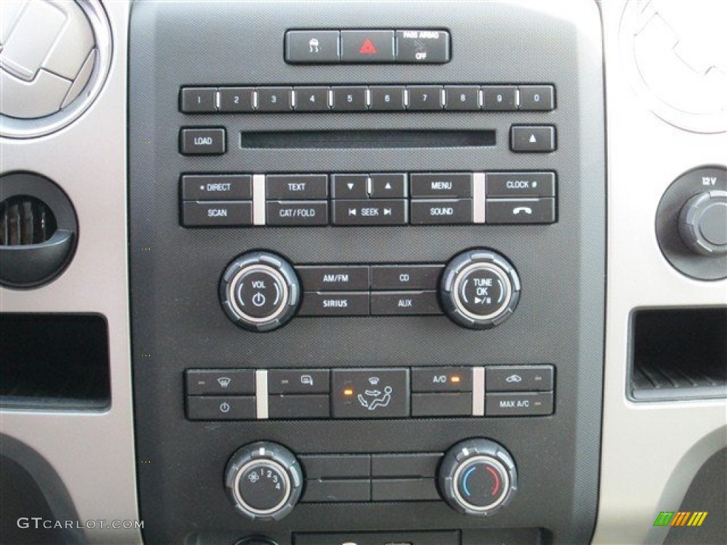 2010 Ford F150 XLT SuperCrew Controls Photo #77454556