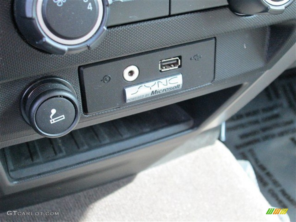 2010 F150 XLT SuperCrew - Dark Blue Pearl Metallic / Medium Stone photo #20