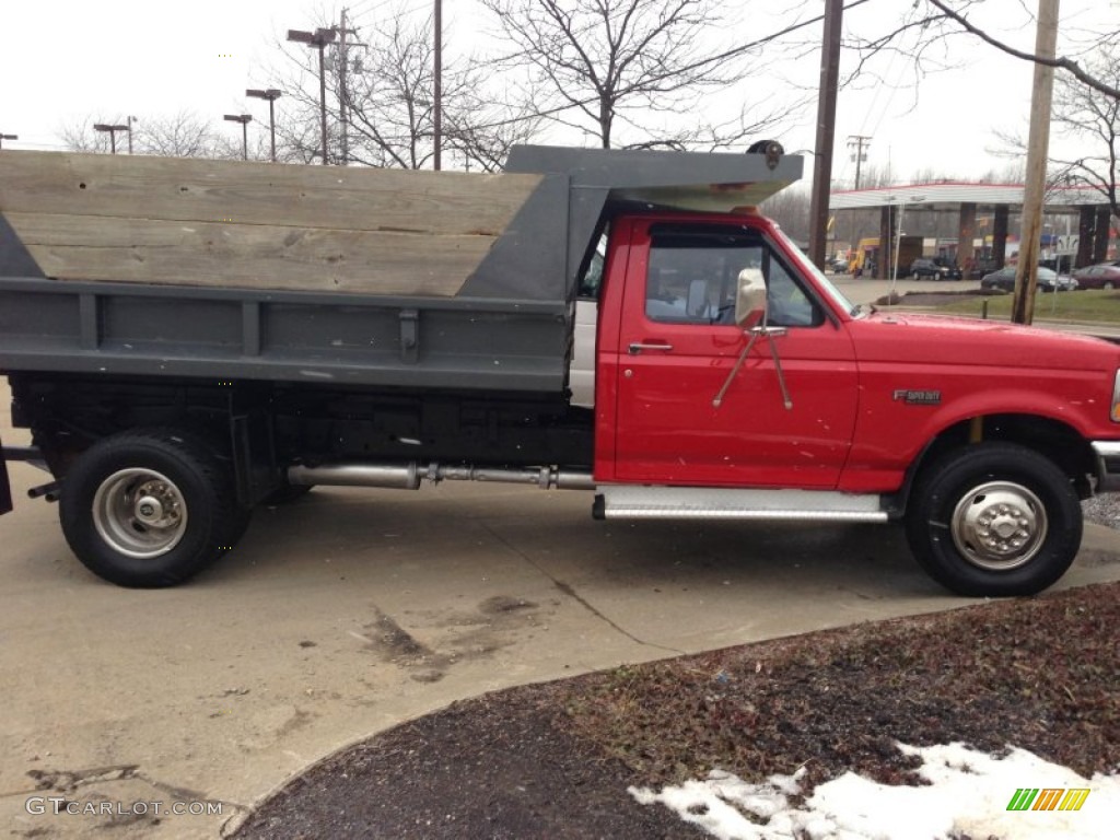 1997 F450 XL Regular Cab Dump Truck - Red / Opal Grey photo #2