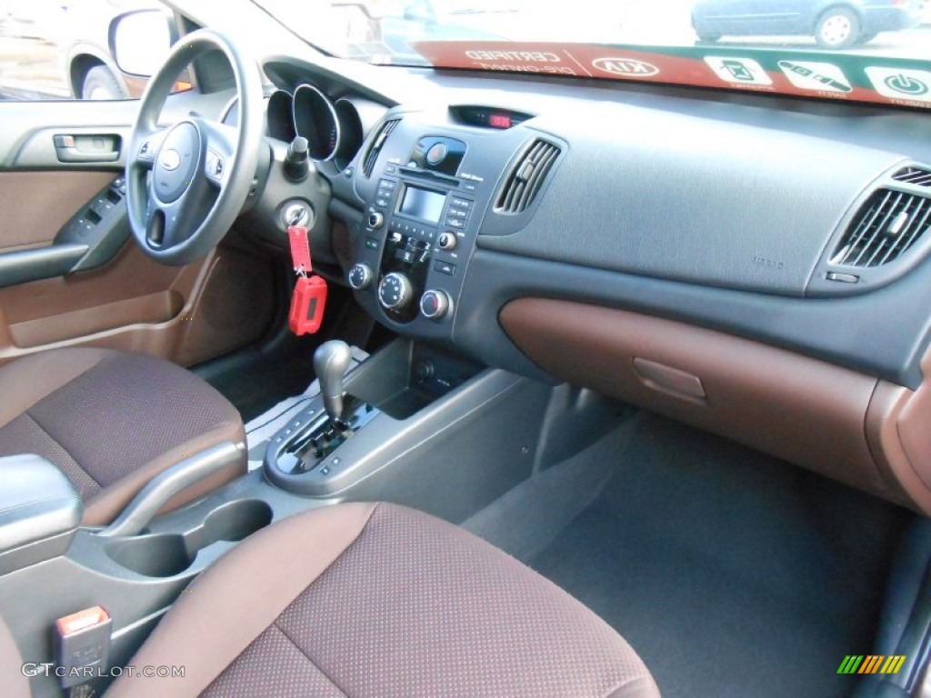 2010 Kia Forte EX Coffee Dashboard Photo #77458056