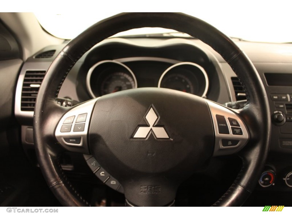 2007 Mitsubishi Outlander LS Steering Wheel Photos